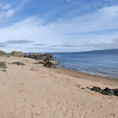 Luxury Log With Wood Fired Hot Tub 木屋 莫维尔