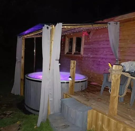 Luxury Log With Wood Fired Hot Tub * Мовилл